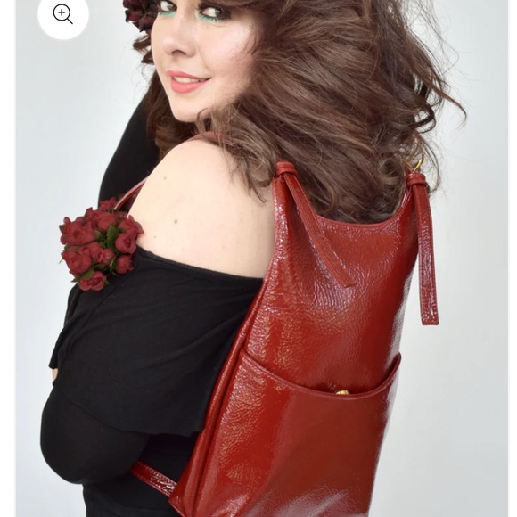 JP Ourse & Cie Kangaroo Pebbled Leather Berry Red Backpack Front Pocket - Picture 1 of 13